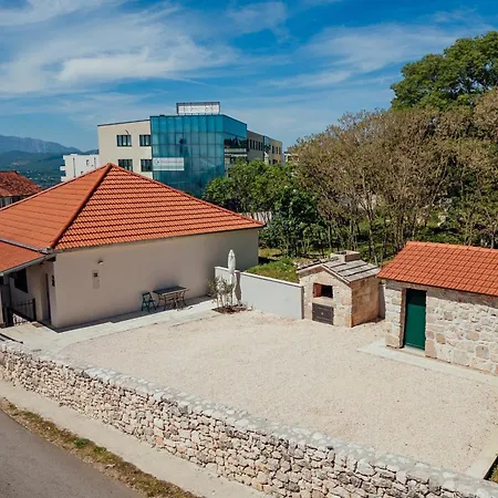 House With A Parking Space Imotski, Zagora - 24482 *